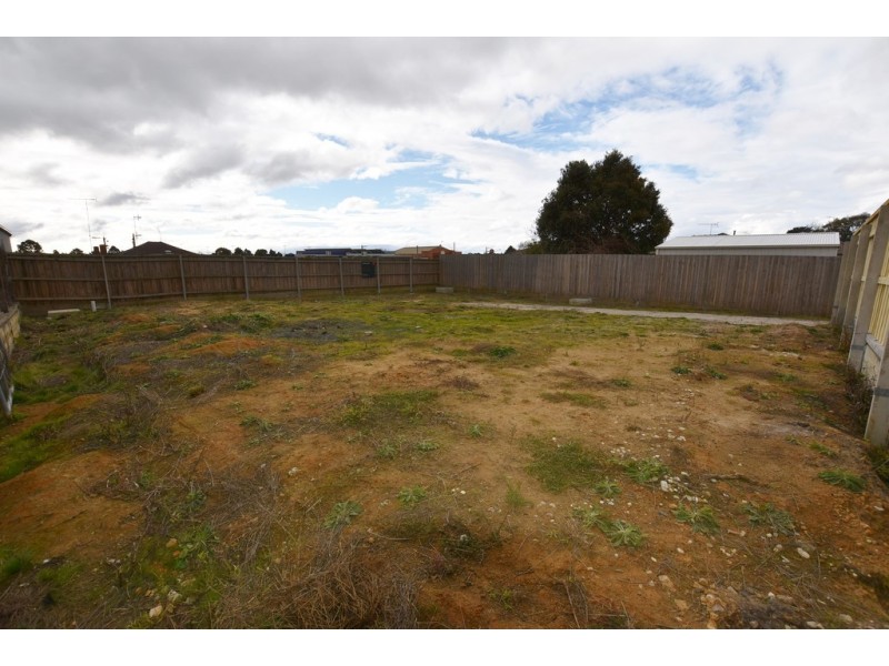 19B Central Avenue, Newborough VIC 3825