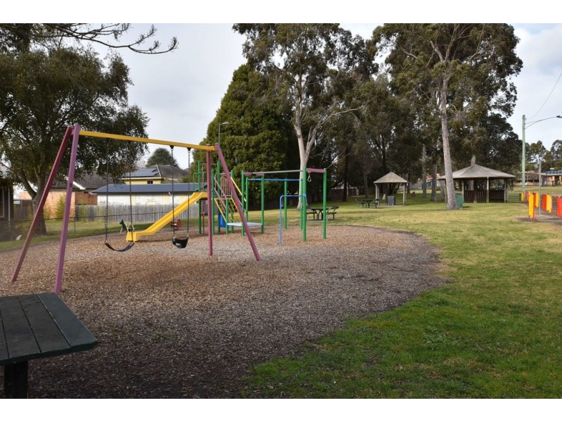 19B Central Avenue, Newborough VIC 3825