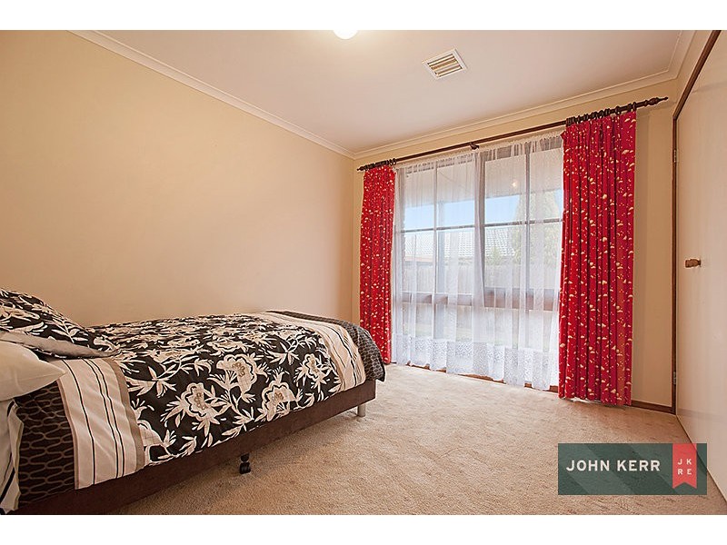 27 Stamford Street, Newborough VIC 3825