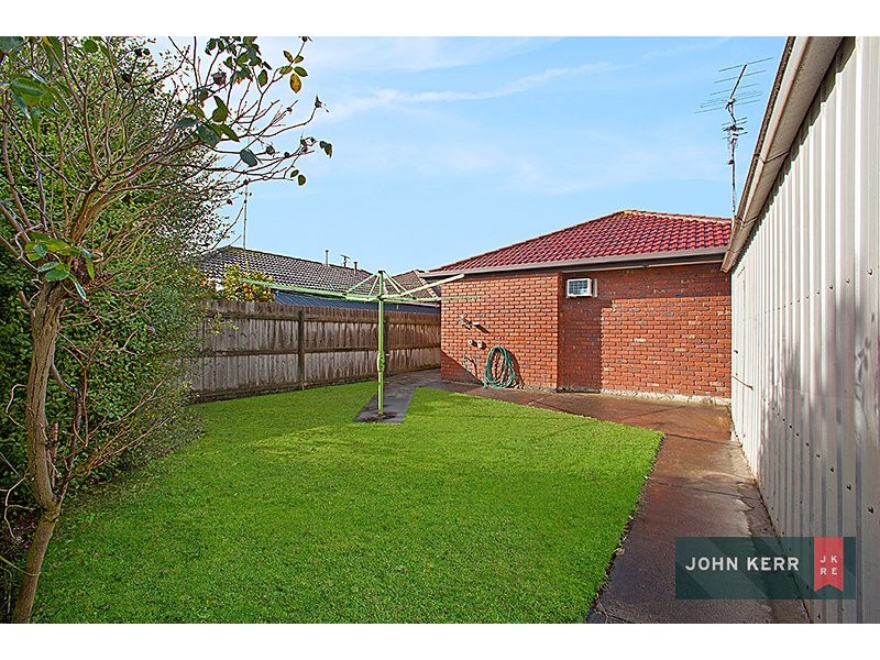 27 Stamford Street, Newborough VIC 3825