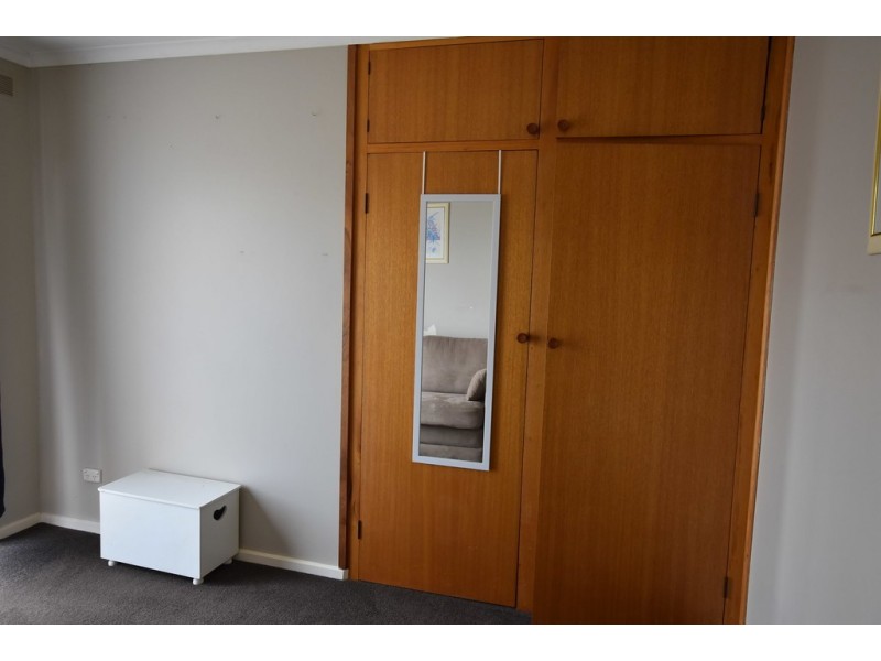 2/14 Balfour Street, Newborough VIC 3825