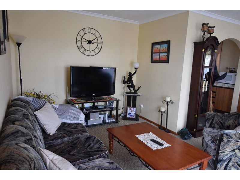 3/5 Tovell Street, Newborough VIC 3825