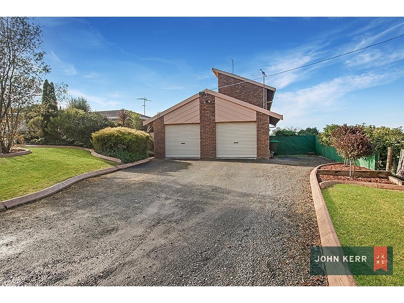 25 Cemetery Road, Moe VIC 3825