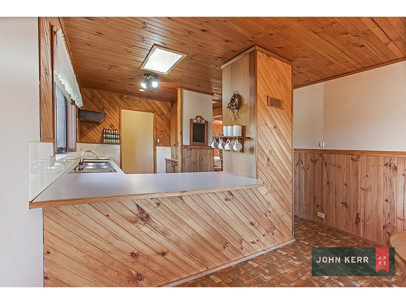 25 Cemetery Road, Moe VIC 3825