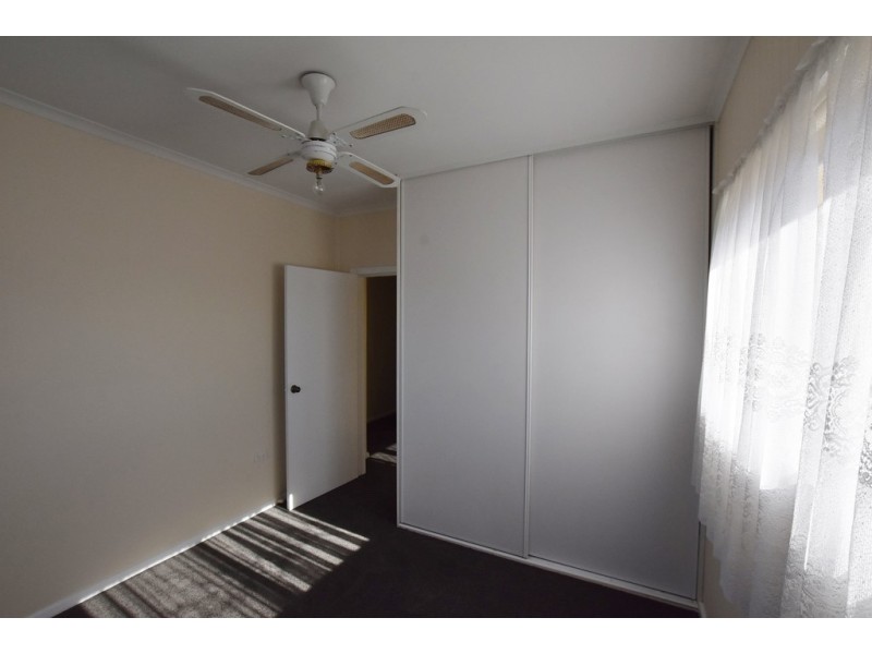 1/21 William Street, Newborough VIC 3825