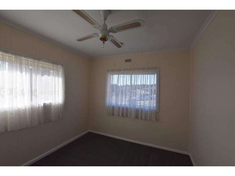 1/21 William Street, Newborough VIC 3825