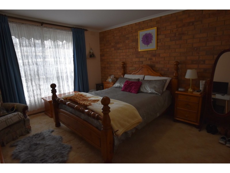 2/23 Gibson Street, Moe VIC 3825