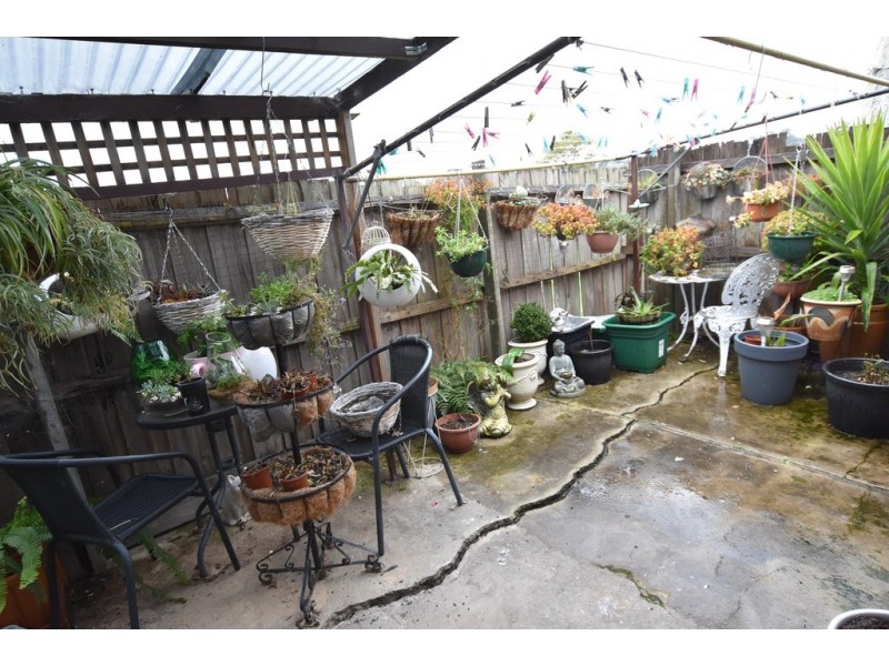 2/23 Gibson Street, Moe VIC 3825