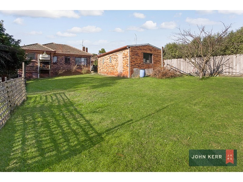 2 Belvedere Court, Newborough VIC 3825