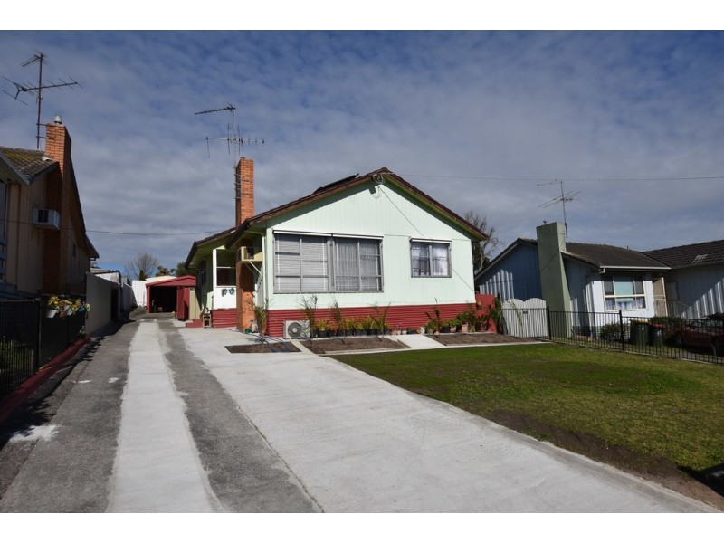 18 Canberra Street, Moe VIC 3825