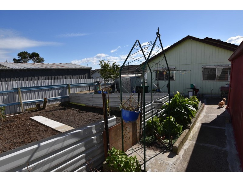 18 Canberra Street, Moe VIC 3825