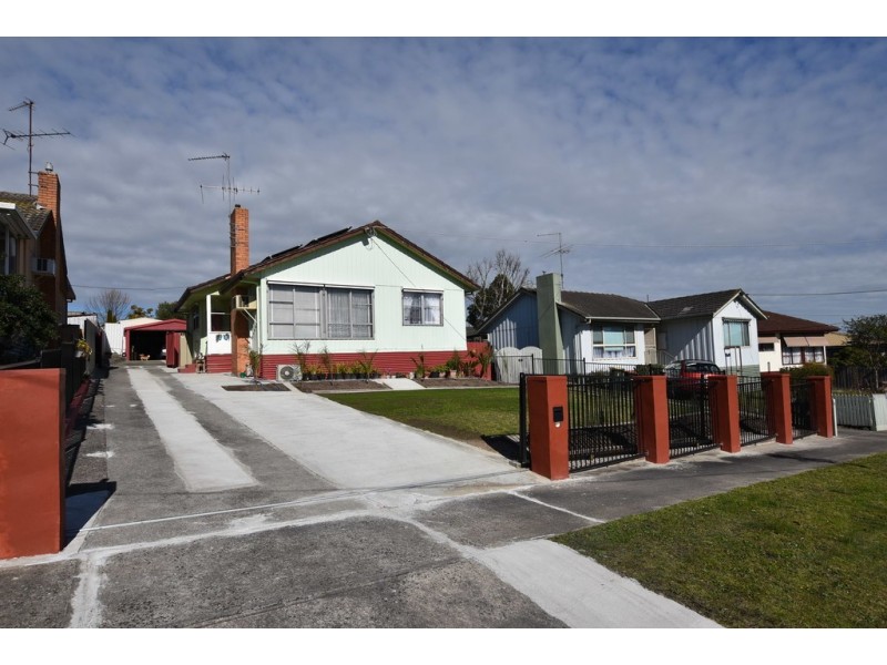 18 Canberra Street, Moe VIC 3825