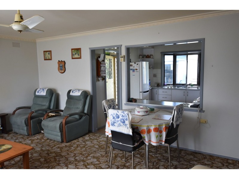 13 Belbrook Street, Newborough VIC 3825