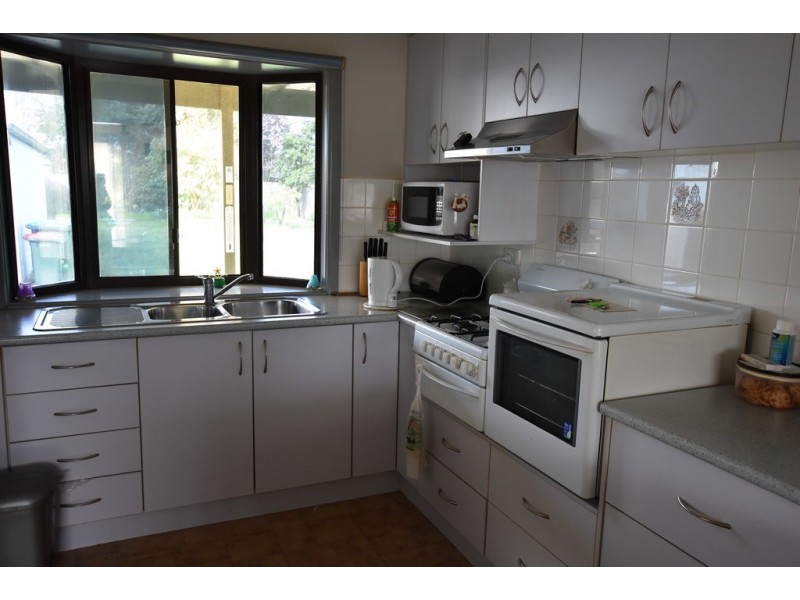 13 Belbrook Street, Newborough VIC 3825