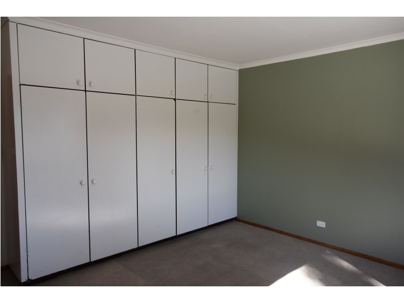 2 Windsor Avenue, Moe VIC 3825