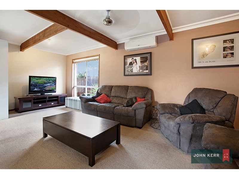 7 Phelps Court, Newborough VIC 3825