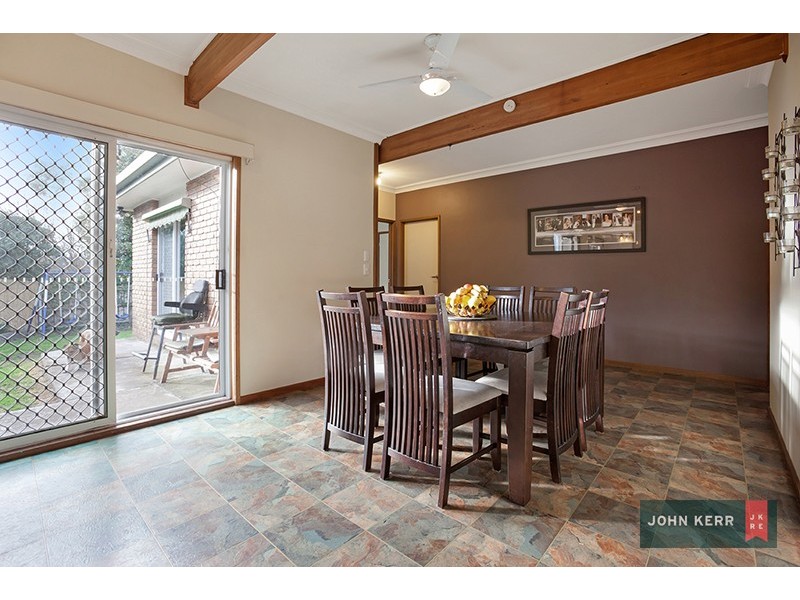 7 Phelps Court, Newborough VIC 3825