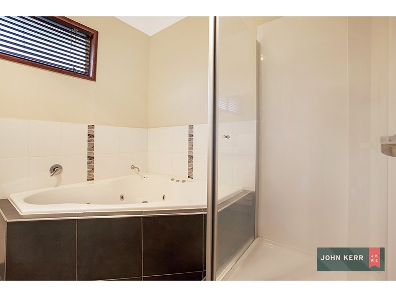 7 Phelps Court, Newborough VIC 3825