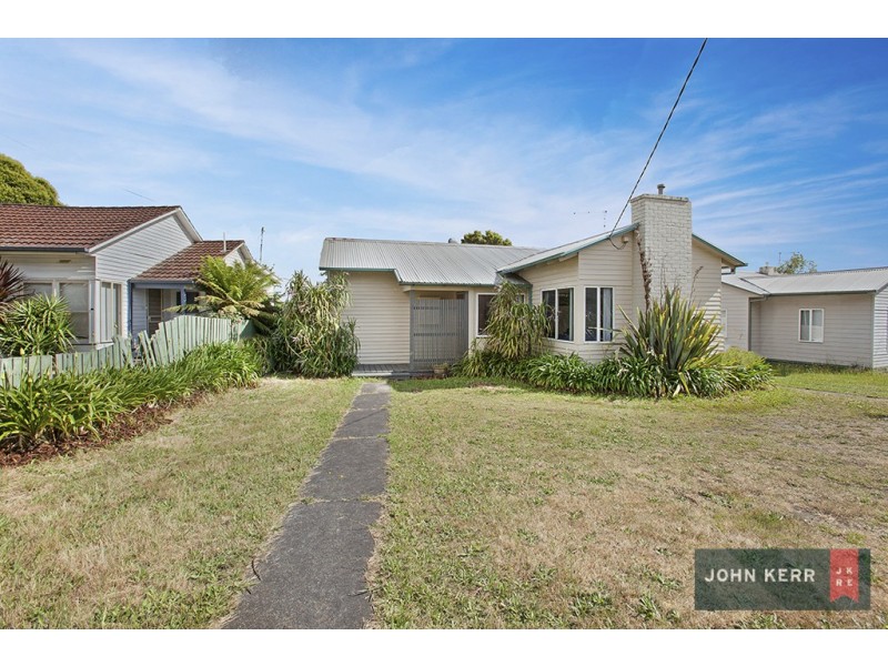 8 Hampton Street, Moe VIC 3825