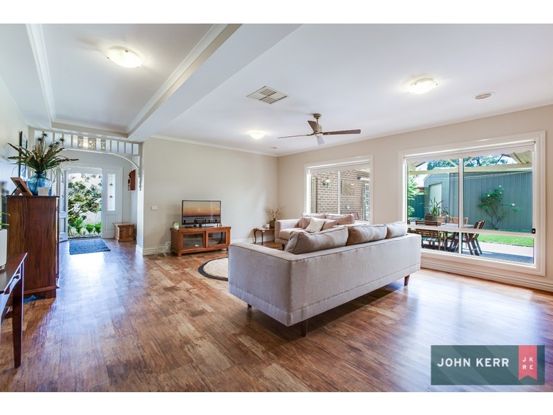 8 Norris Court, Newborough VIC 3825