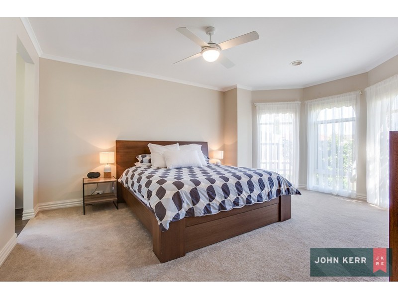 8 Norris Court, Newborough VIC 3825