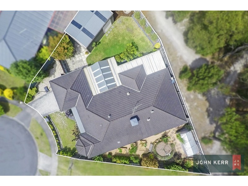 8 Norris Court, Newborough VIC 3825