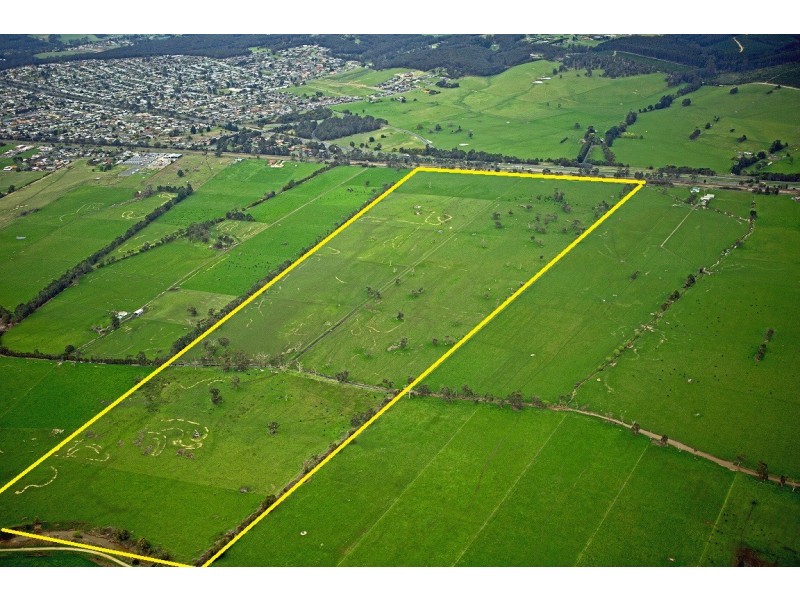 220 Waterloo Road, Moe VIC 3825