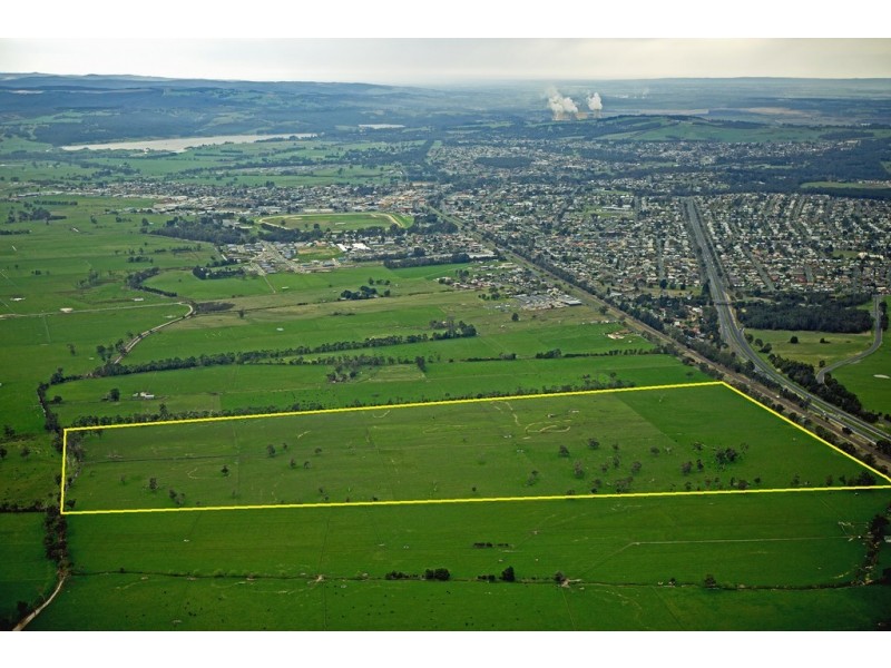 220 Waterloo Road, Moe VIC 3825