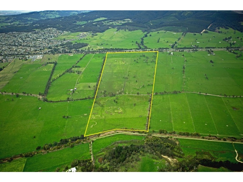 220 Waterloo Road, Moe VIC 3825