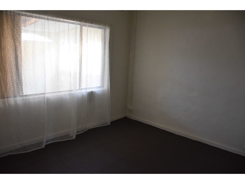 183 Service Road South, Moe VIC 3825