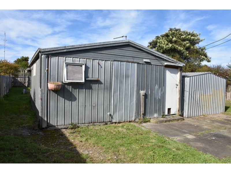 183 Service Road South, Moe VIC 3825