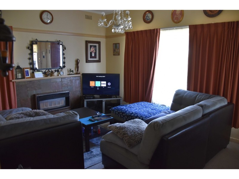 42 Hampton Street, Moe VIC 3825