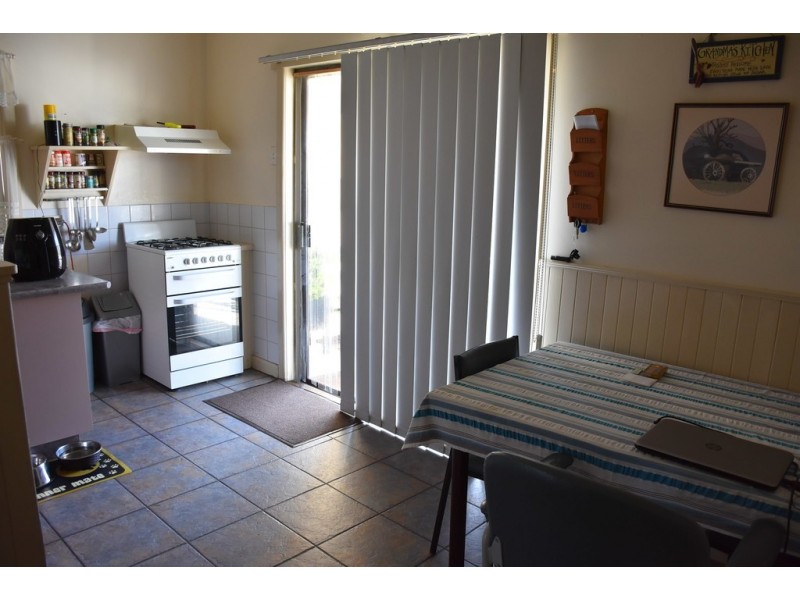 42 Hampton Street, Moe VIC 3825