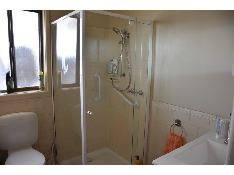 42 Hampton Street, Moe VIC 3825