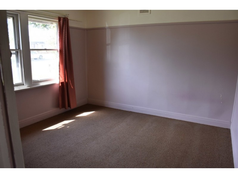 50 Fowler Street, Moe VIC 3825