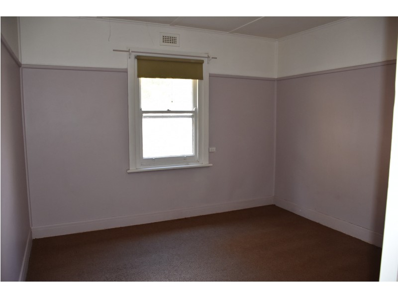 50 Fowler Street, Moe VIC 3825