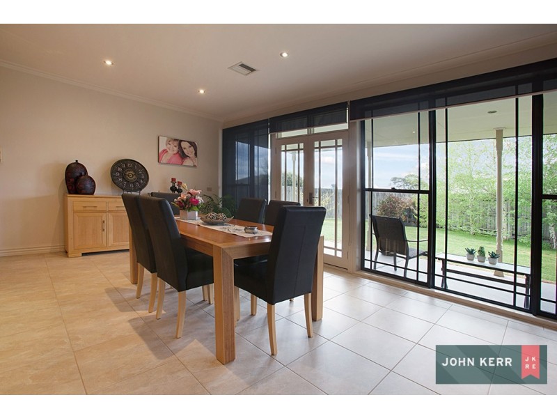 4 Falcon Court, Moe VIC 3825