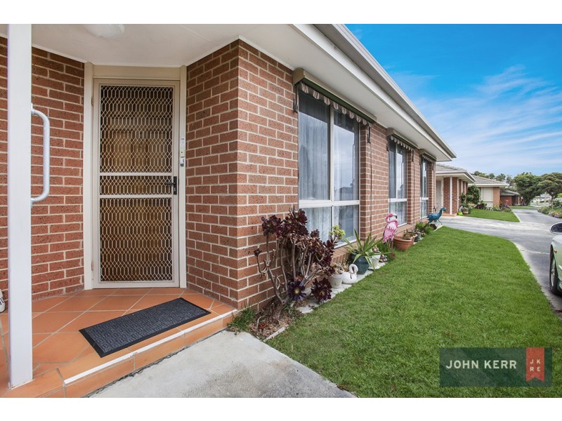 Unit 3/7 Saxtons Drive, Moe VIC 3825