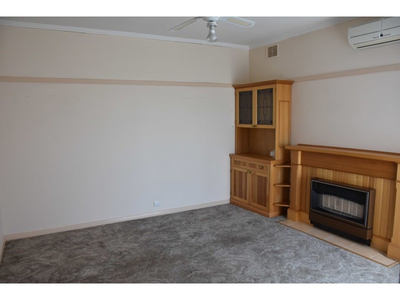 68 High Street, Moe VIC 3825