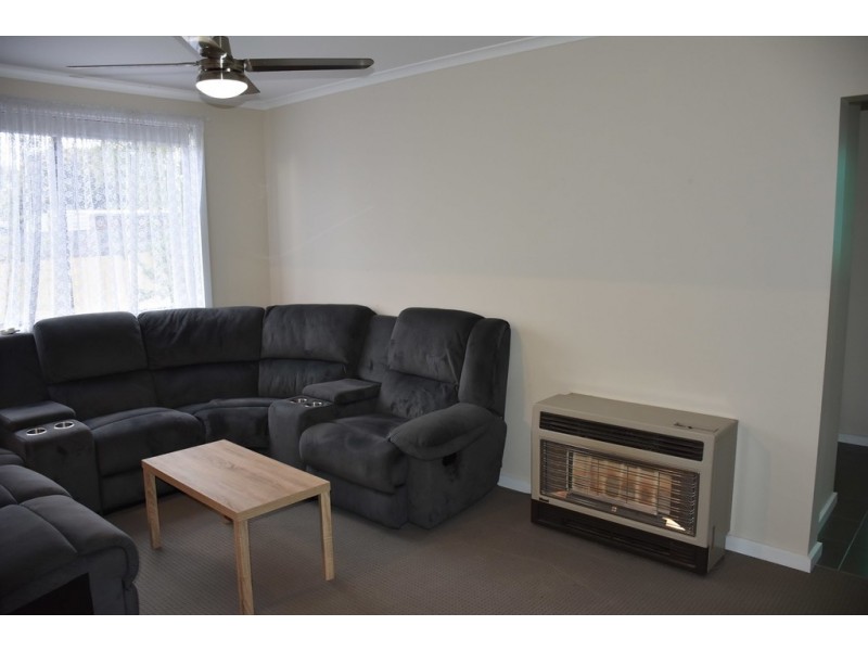 26 Murray Road, Newborough VIC 3825