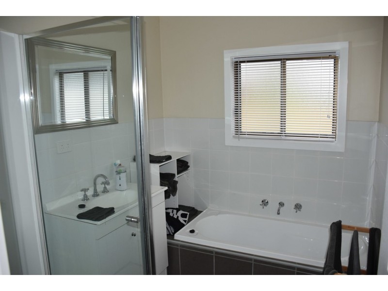 26 Murray Road, Newborough VIC 3825