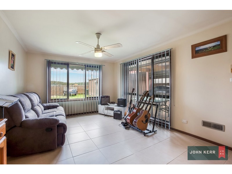 68 Coalville Road, Moe VIC 3825