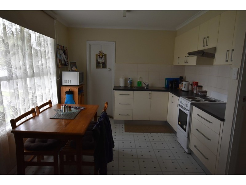 242 Old Sale Road, Newborough VIC 3825