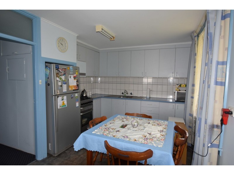 75 Western Avenue, Newborough VIC 3825