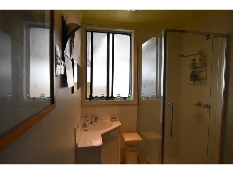 75 Western Avenue, Newborough VIC 3825