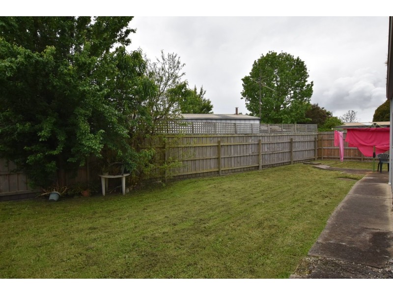 75 Western Avenue, Newborough VIC 3825