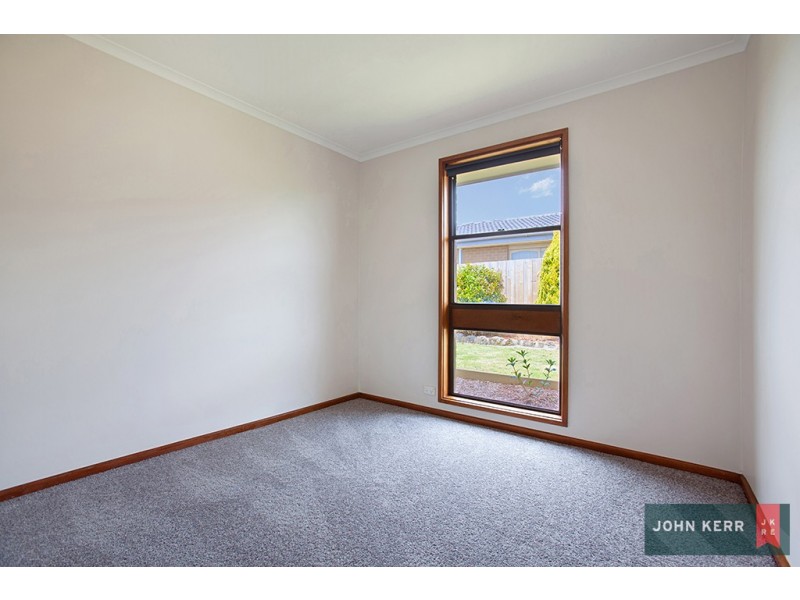 100 Torres St, Newborough VIC 3825