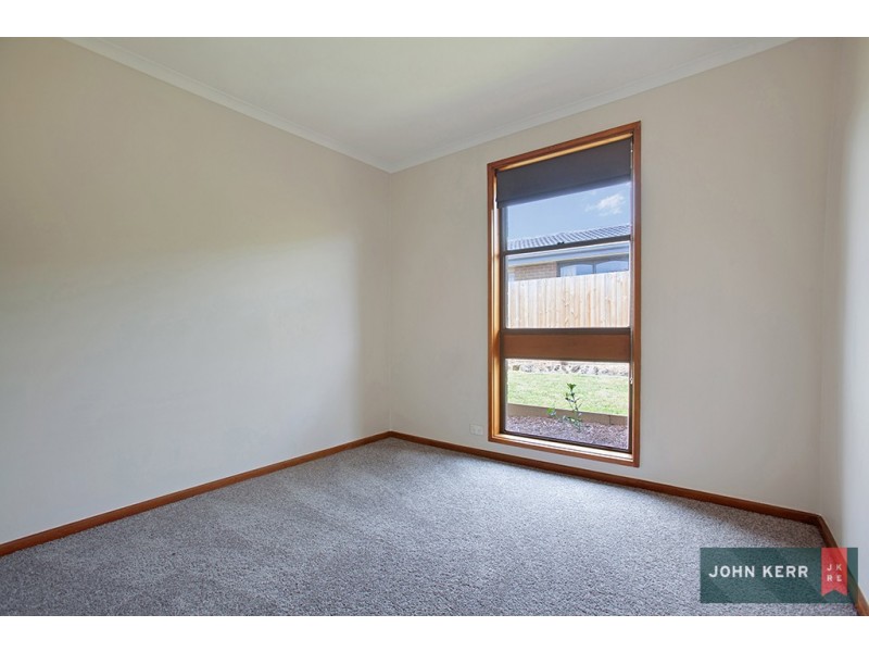 100 Torres St, Newborough VIC 3825