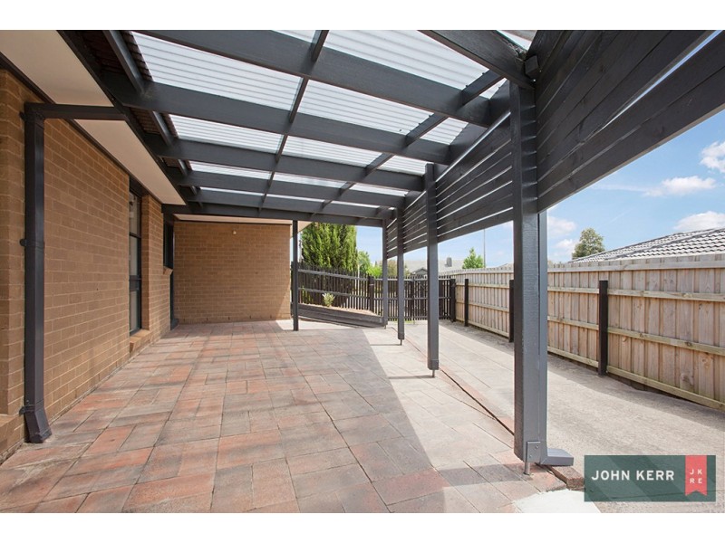 100 Torres St, Newborough VIC 3825