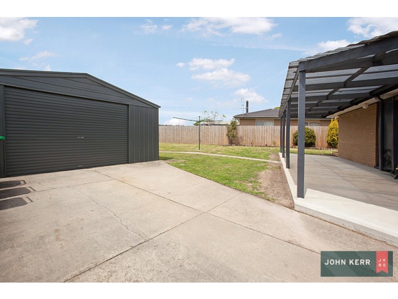 100 Torres St, Newborough VIC 3825